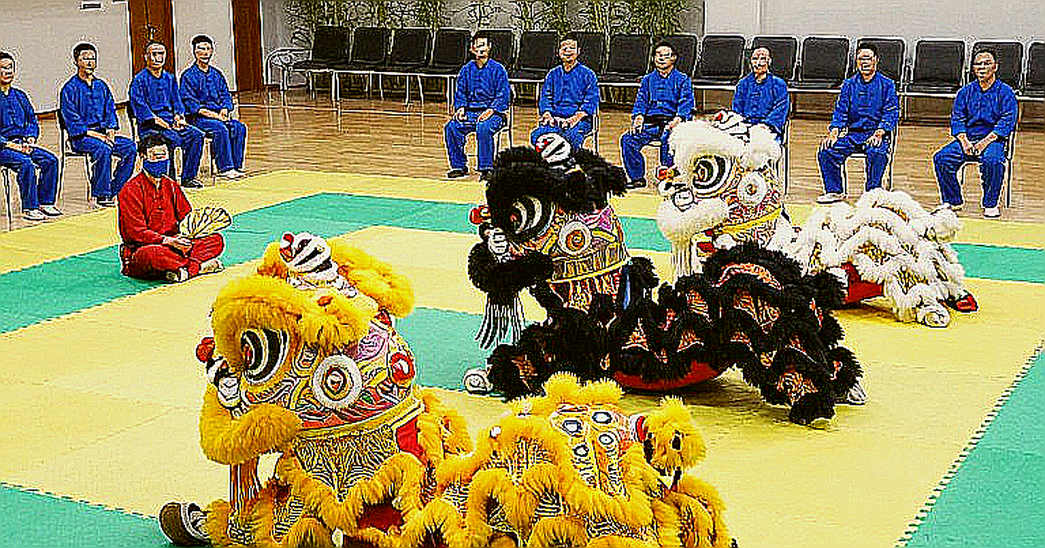 28 năm, 27 triều đại: Vì sao đai hạng nặng UFC không bao giờ đứng yên