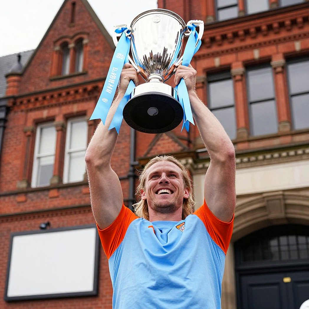 De Jong và bản hợp đồng mùa thu ở Barcelona: Khi một trụ cột bị định giá lại