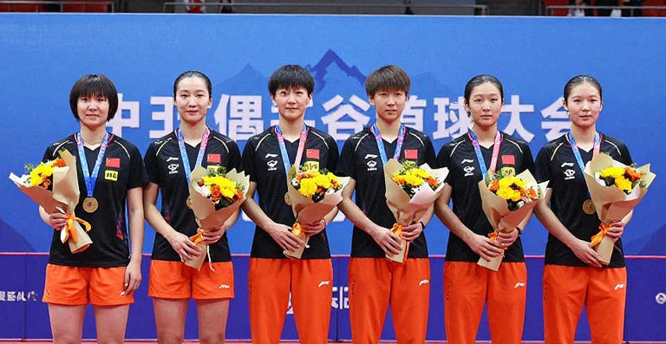 Bóng đá Việt Nam và bài học từ những 'hồ sơ ma': Khi niềm tin bị định giá bằng những con số vô hình
