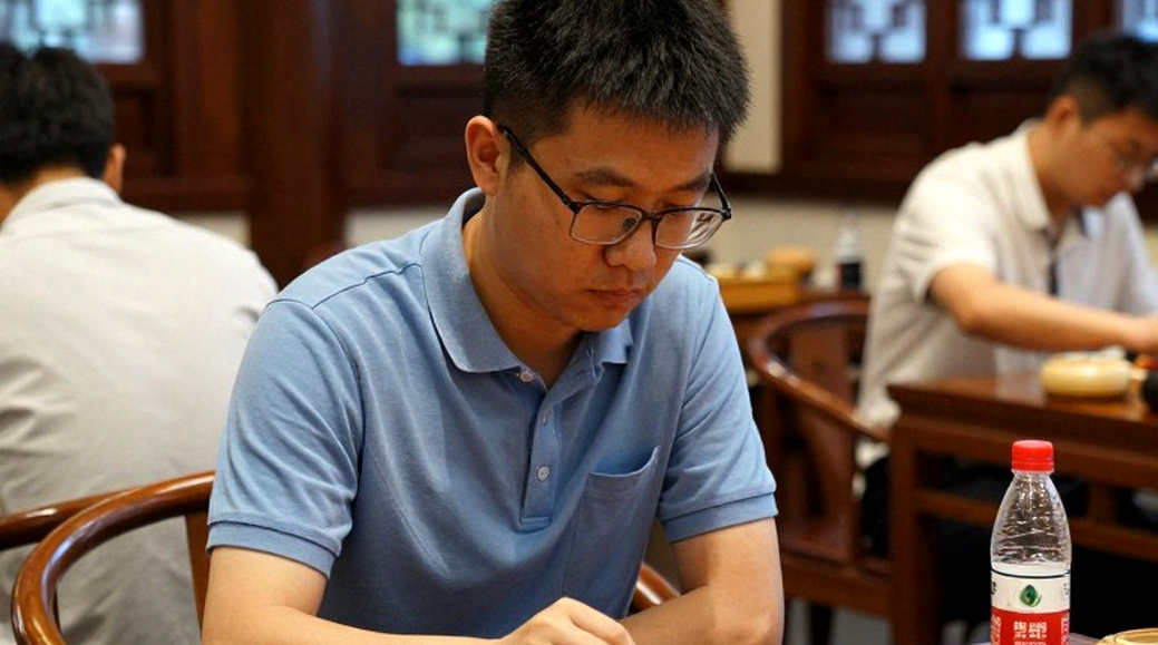Carlsen và tuyên bố gây tranh cãi: Khi AI khiến con người trở nên 'không xuất sắc đến thế'