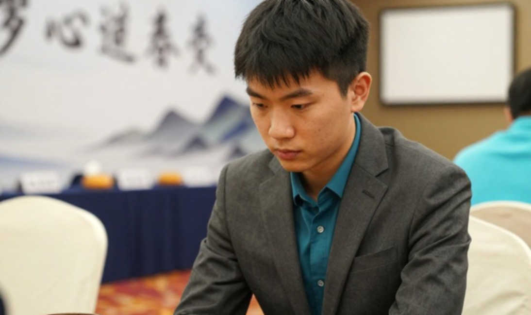 Carlsen và tuyên bố gây chấn động: 'AI cho thấy con người không xuất sắc đến thế'